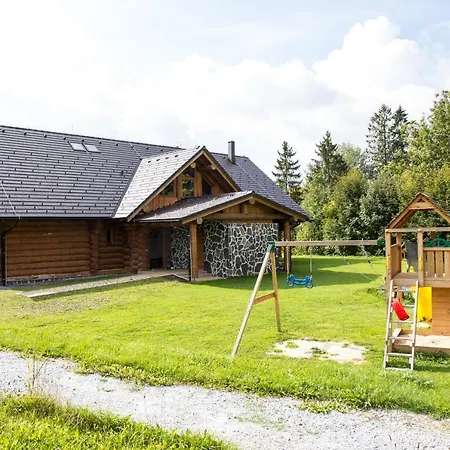 Luxusní Srub Až 24 Lůžek - Sruby-lipno