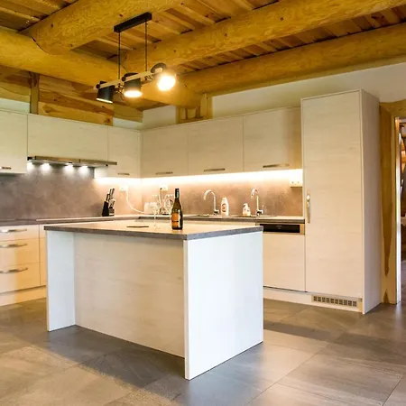 Luxusní Srub Až 24 Lůžek - Sruby-lipno