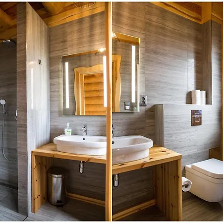 Luxusní Srub Až 24 Lůžek - Sruby-lipno * Frymburk