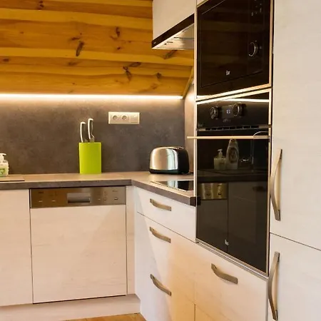 Prázdninový dům Luxusní Srub Až 24 Lůžek - Sruby-lipno *