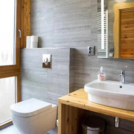 Luxusní Srub Až 24 Lůžek - Sruby-lipno