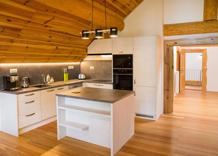 Vakantiehuis Luxusni Srub Az 24 Luzek - Sruby-lipno *